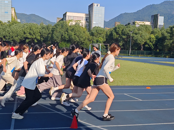 关注体质健康 绽放青春活力——永嘉学院代表队获温州职业技术学院第二十三届运动会体质测试第一名